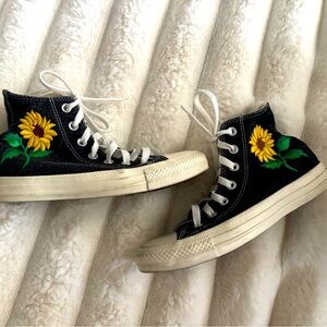 High Top Embroidered Sunflower Converse Sneakers Shoes Men’s 4 Women’s 6